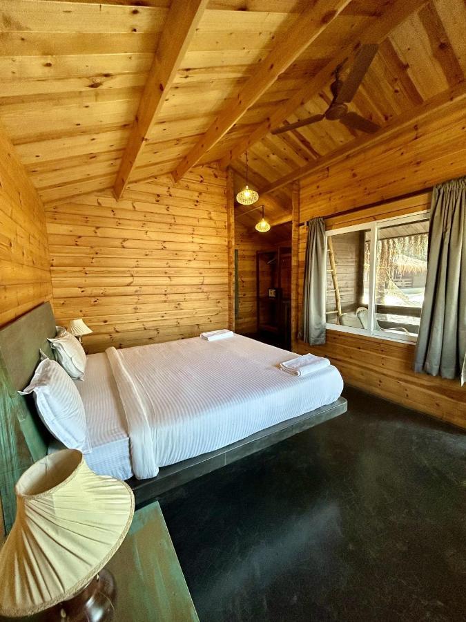 Silent Beach Resort Mandrem Ngoại thất bức ảnh